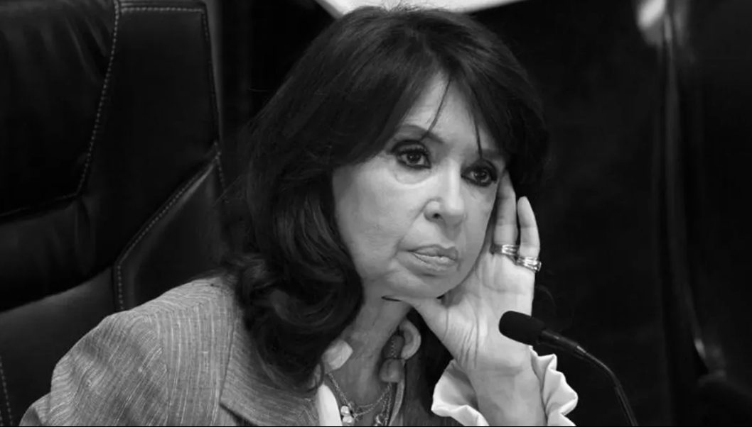 Tribunal penal en Argentina sentencia a Cristina Fernández con 6 años de prisión e inhabilitación de por vida